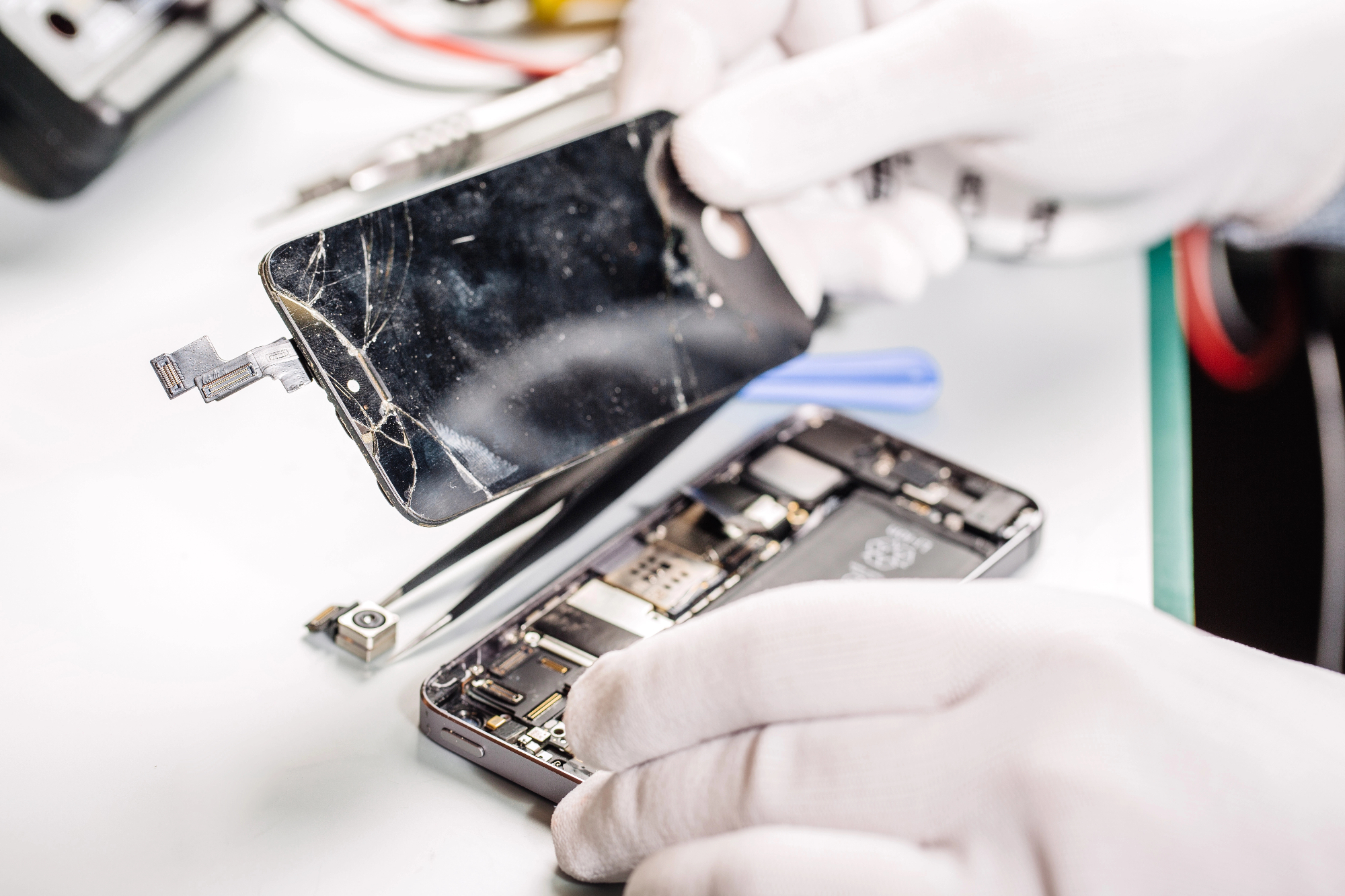 Popravilo ekrana na telefonu je bilo res zelo pomembno